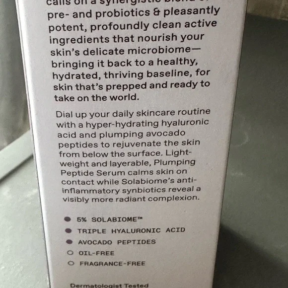Plumping Peptide Serum - White - Picture 3 of 4